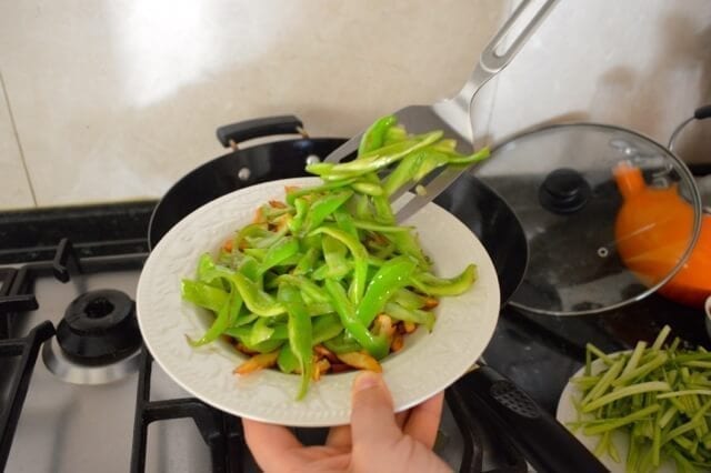 Jen's Tofu Stir-Fry - Chinese Home Cooking by cwww5.fioekdjsdas.cf