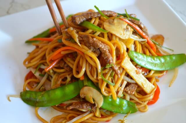 Beef Lo Mein by cwww5.fioekdjsdas.cf