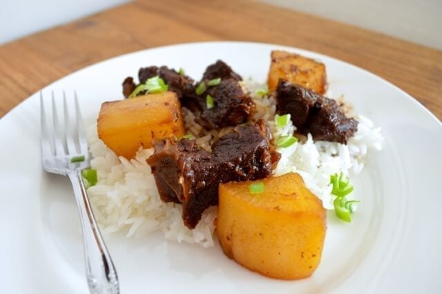 Chinese Braised Beef and Turnips (Daikon Radish), by cwww5.fioekdjsdas.cf