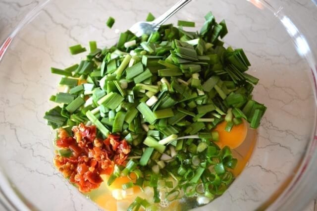 Chinese Chive Frittata with Tomatoes by cwww5.fioekdjsdas.cf