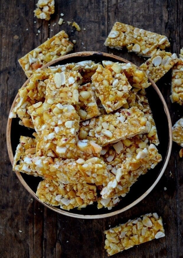 Homemade Chinese Sesame Peanut Brittle