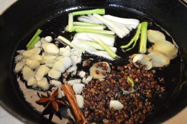 Drool-worthy Chicken in Chili Oil Sauce (Kou Shui Ji), by cwww5.fioekdjsdas.cf