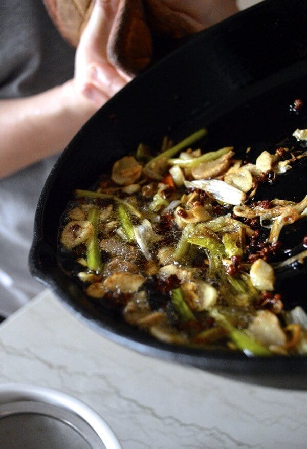 Drool-worthy Chicken in Chili Oil Sauce (Kou Shui Ji), by cwww5.fioekdjsdas.cf