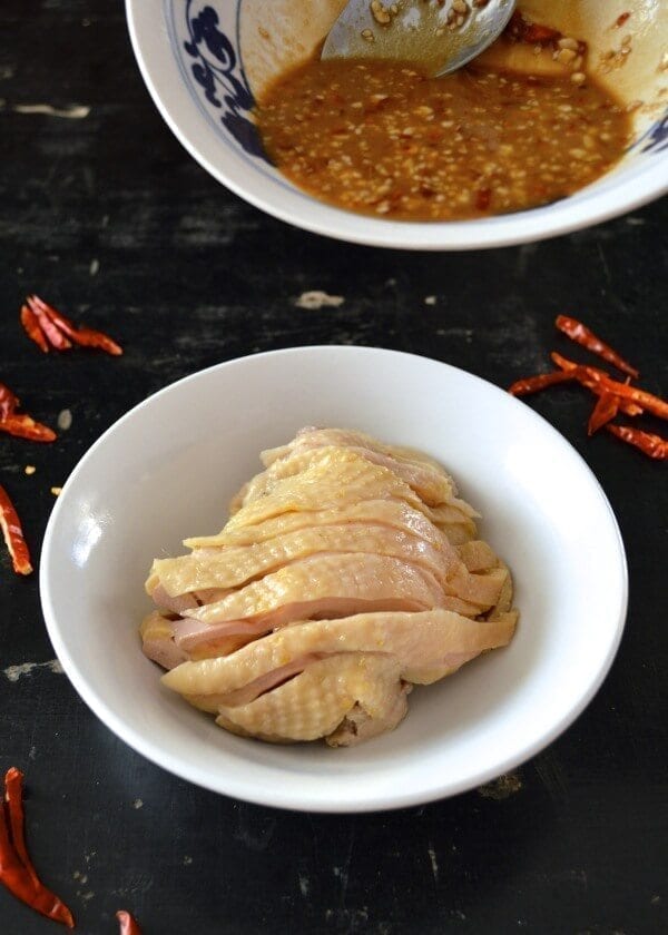 Drool-worthy Chicken in Chili Oil Sauce (Kou Shui Ji), by cwww5.fioekdjsdas.cf