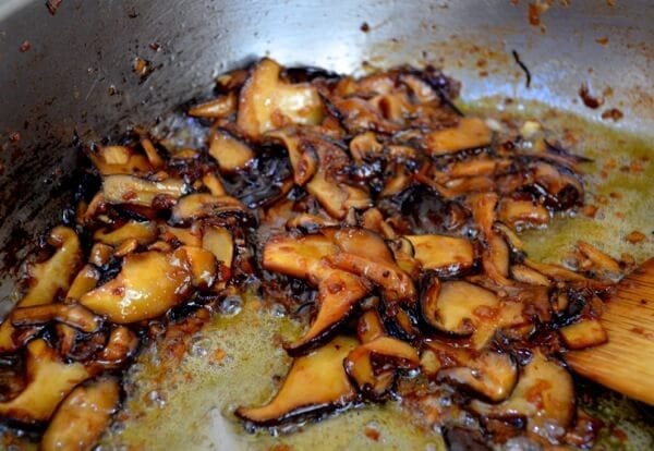 Soy Sauce Butter Pasta with Shrimp and Shiitakes by cwww5.fioekdjsdas.cf