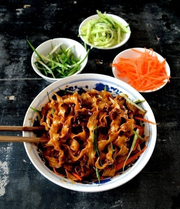 Beijing Fried Sauce Noodles by cwww5.fioekdjsdas.cf