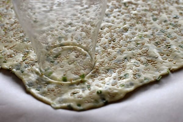 Scallion Sesame Crackers, by cwww5.fioekdjsdas.cf