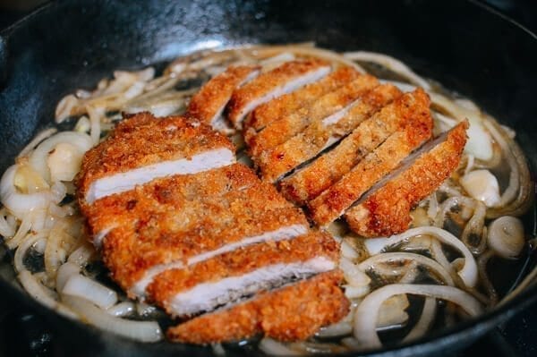 Katsudon Japanese Pork Cutlet and Egg Rice Bowl, by cwww5.fioekdjsdas.cf