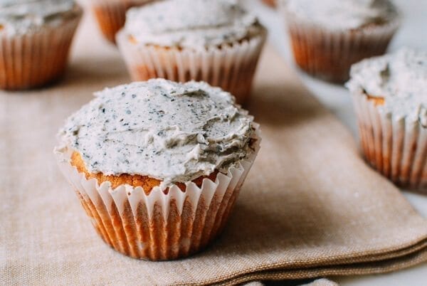 Peanut Butter Cupcakes w/ Black Sesame Frosting, by cwww5.fioekdjsdas.cf