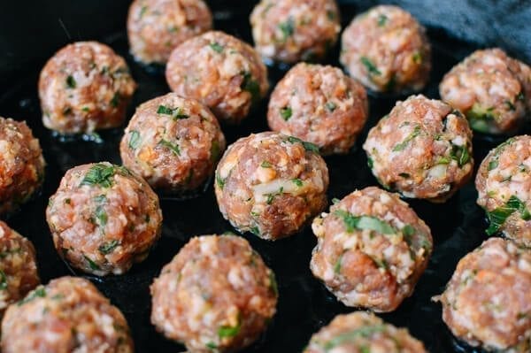 Meatball Banh Mi, by cwww5.fioekdjsdas.cf