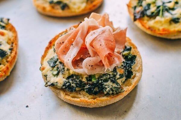 Cheesy Kale Prosciutto Brunch Melts, by cwww5.fioekdjsdas.cf