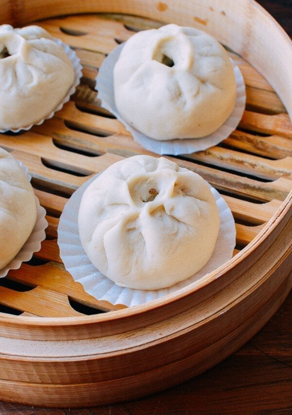Steamed BBQ Pork Buns (Char Siu Bao), by cwww5.fioekdjsdas.cf