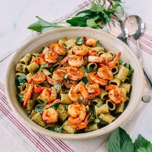 Thai Basil Pesto Pasta with Spicy Shrimp, by cwww5.fioekdjsdas.cf