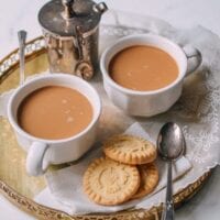 Yuanyang Tea (Hong Kong Style Tea Brewed with Coffee), by cwww5.fioekdjsdas.cf