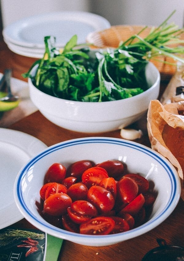 Spaghetti with Tomatoes, Capers, Mint & Parsley, by cwww5.fioekdjsdas.cf