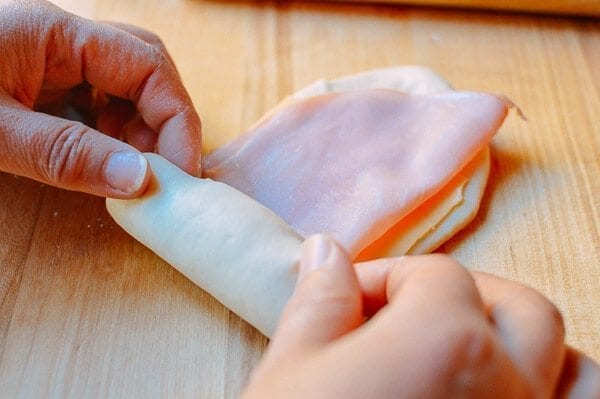 Ham and Cheese Buns, A Chinese Bakery Treat, by cwww5.fioekdjsdas.cf