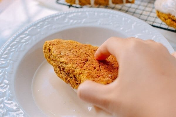 Glazed Pumpkin Scones, by cwww5.fioekdjsdas.cf