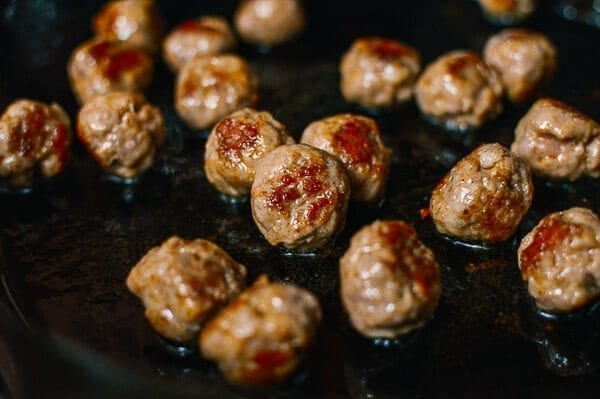 Winter Pasta with Mushrooms, Sausage Meatballs, Walnuts & Crispy Sage, by cwww5.fioekdjsdas.cf