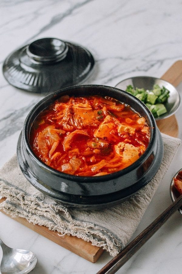 Kimchi Stew (Kimchi Jigae), by cwww5.fioekdjsdas.cf