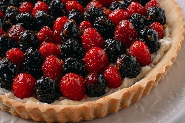 Fresh Berry Tart with Sweet Mascarpone Filling, by cwww5.fioekdjsdas.cf