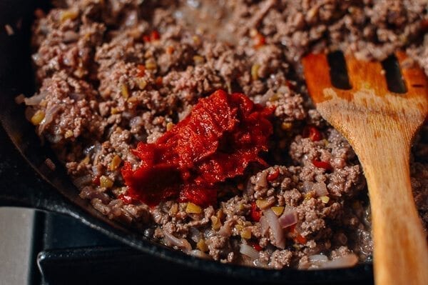 A Beef & Cheese Empanada Recipe: Baked OR Fried, by cwww5.fioekdjsdas.cf