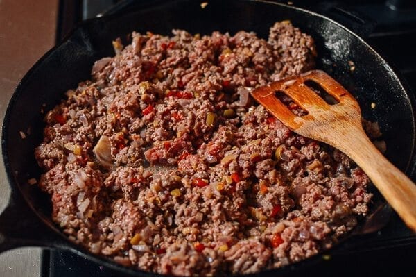 A Beef & Cheese Empanada Recipe: Baked OR Fried, by cwww5.fioekdjsdas.cf
