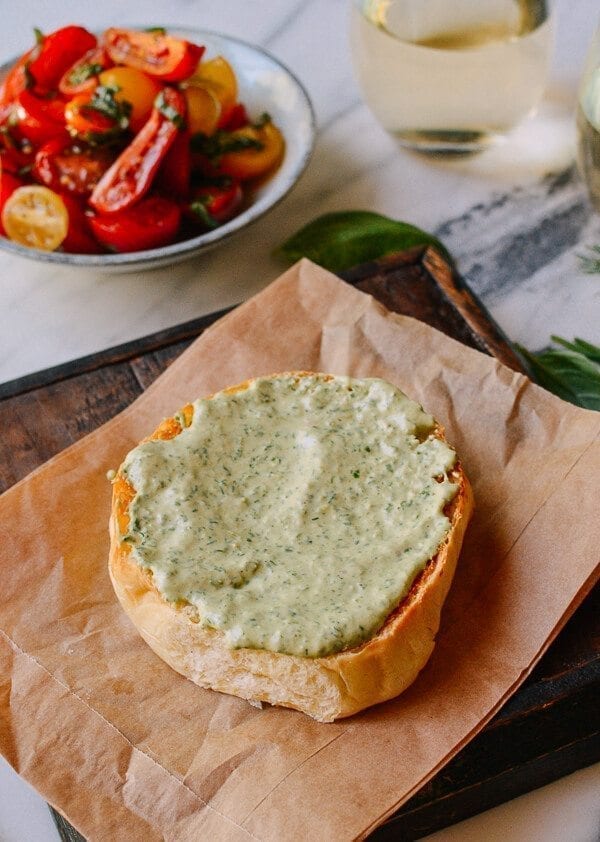 Green Goddess Salmon Burgers, by cwww5.fioekdjsdas.cf