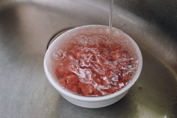Sichuan Boiled Beef (Shuizhu Niurou), by cwww5.fioekdjsdas.cf
