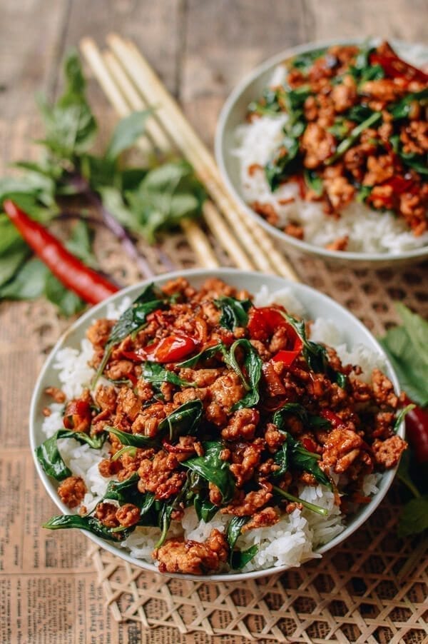 Thai Basil Chicken (Easy Gai Pad Krapow), by cwww5.fioekdjsdas.cf