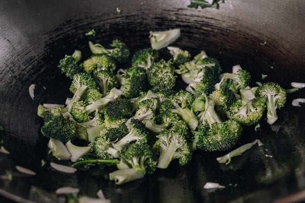 10-Minute Broccoli Tofu Bowls, by cwww5.fioekdjsdas.cf