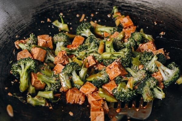 10-Minute Broccoli Tofu Bowls, by cwww5.fioekdjsdas.cf