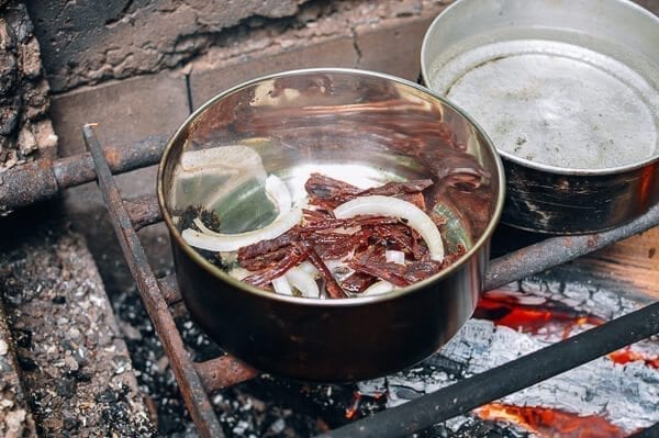 Campfire Curry Ramen - Easy Camping Meal, by cwww5.fioekdjsdas.cf