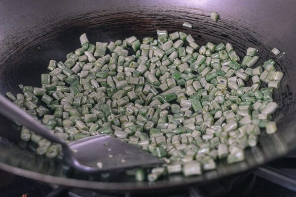 Stir-Fried Green Beans with Pork and Chinese Olive Vegetable, by cwww5.fioekdjsdas.cf