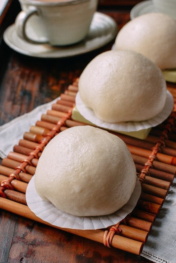 Cantonese Steamed Custard Buns (Nai Wong Bao), by cwww5.fioekdjsdas.cf