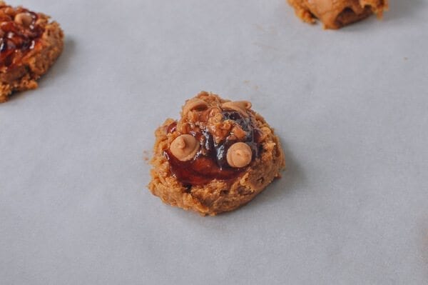 Peanut Butter and Jelly Cookies, by cwww5.fioekdjsdas.cf