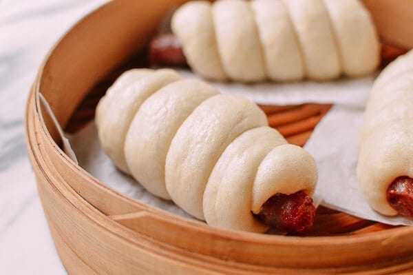 Chinese Sausage Buns (Lop Cheung Bao), by cwww5.fioekdjsdas.cf