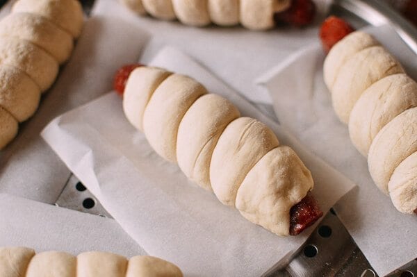 Chinese Sausage Buns (Lop Cheung Bao), by cwww5.fioekdjsdas.cf