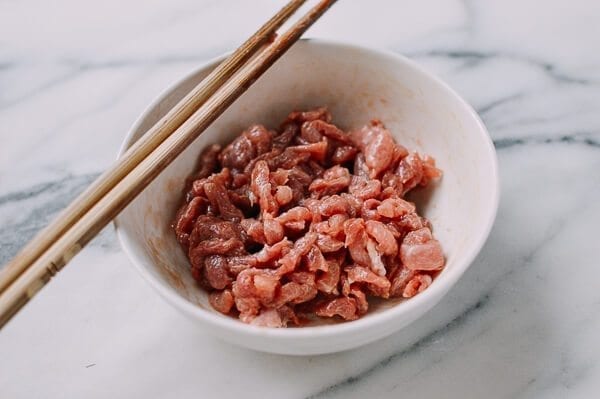 Marinating thinly sliced pork, by cwww5.fioekdjsdas.cf