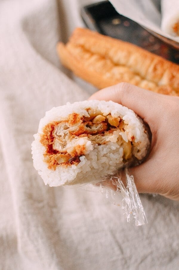 Shanghai Breakfast Rice Rolls (Ci Fan 粢饭), by cwww5.fioekdjsdas.cf