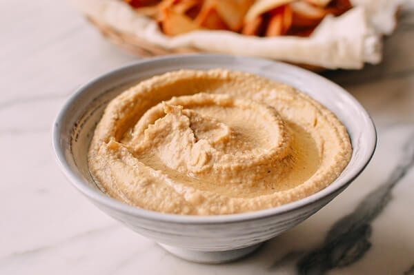 Pita Chips & Hummus, by cwww5.fioekdjsdas.cf