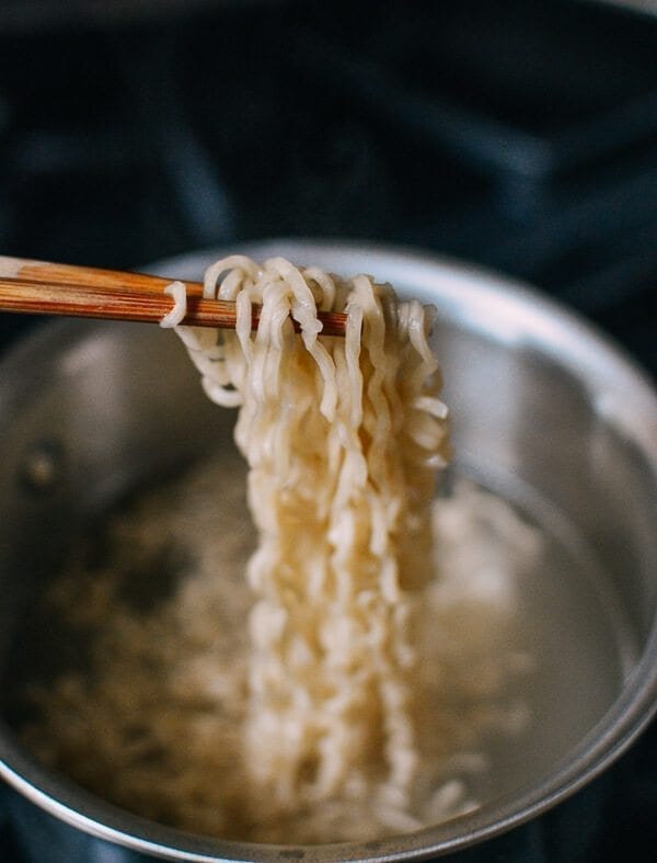 Quick and Easy Kimchi Ramen, by cwww5.fioekdjsdas.cf