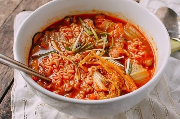 Quick and Easy Kimchi Ramen, by cwww5.fioekdjsdas.cf