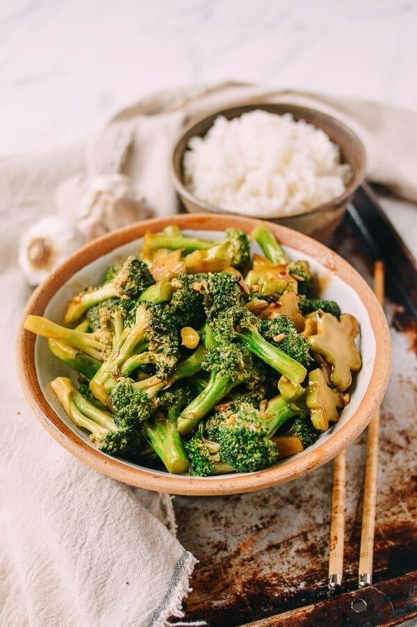 Broccoli with Garlic Sauce