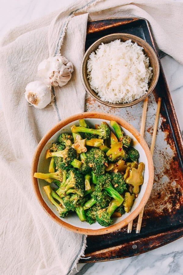 Takeout-Style Broccoli with Garlic Sauce, by cwww5.fioekdjsdas.cf