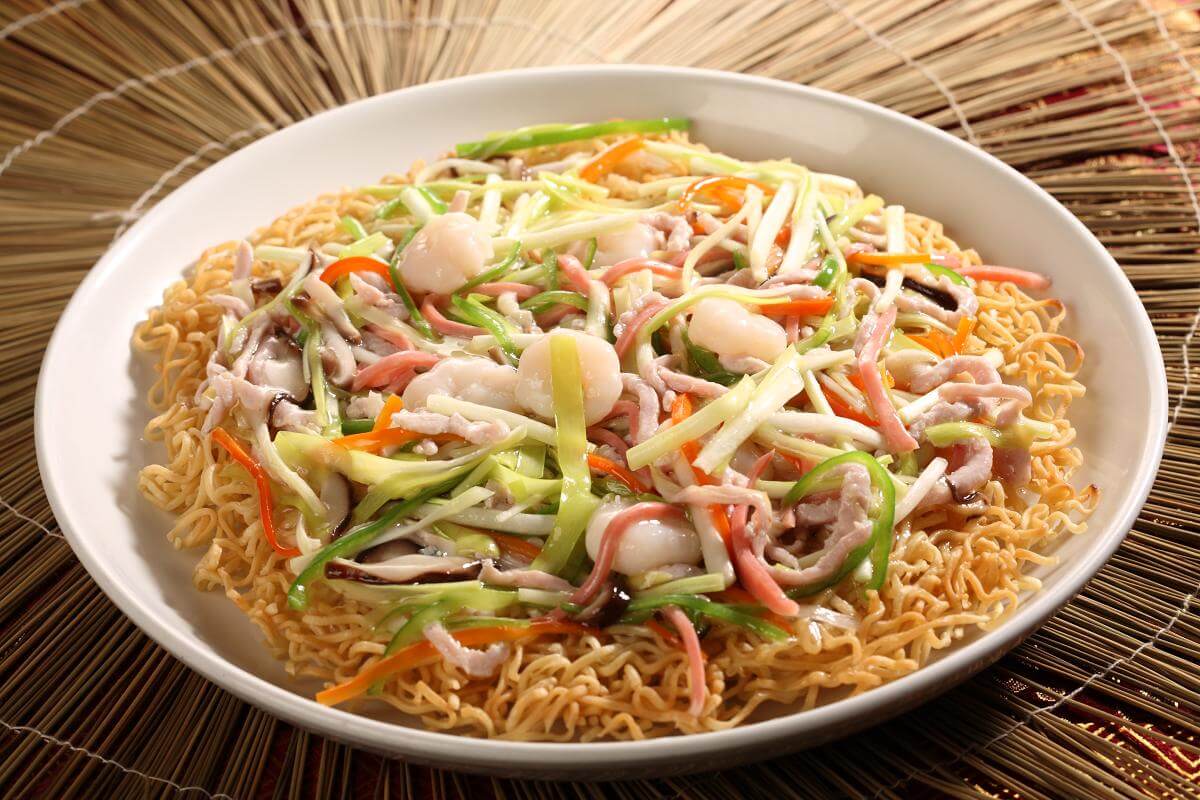 Good Eats in Shanghai: A Culinary Tour of Shanghai Cuisine - Liang Mian Huang, by cwww5.fioekdjsdas.cf