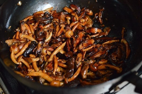 Soy Sauce Braised Wild Mushroom Noodles, by cwww5.fioekdjsdas.cf