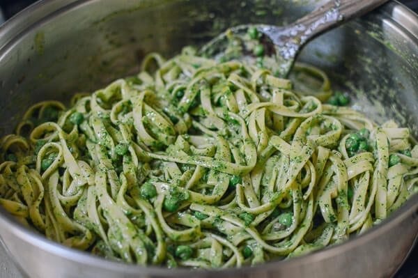 Salmon Pasta with Green Goddess Pesto, by cwww5.fioekdjsdas.cf