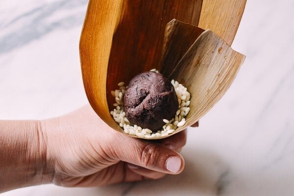 Jianshui Zong (Alkaline Rice Dumplings - 碱水粽), by cwww5.fioekdjsdas.cf