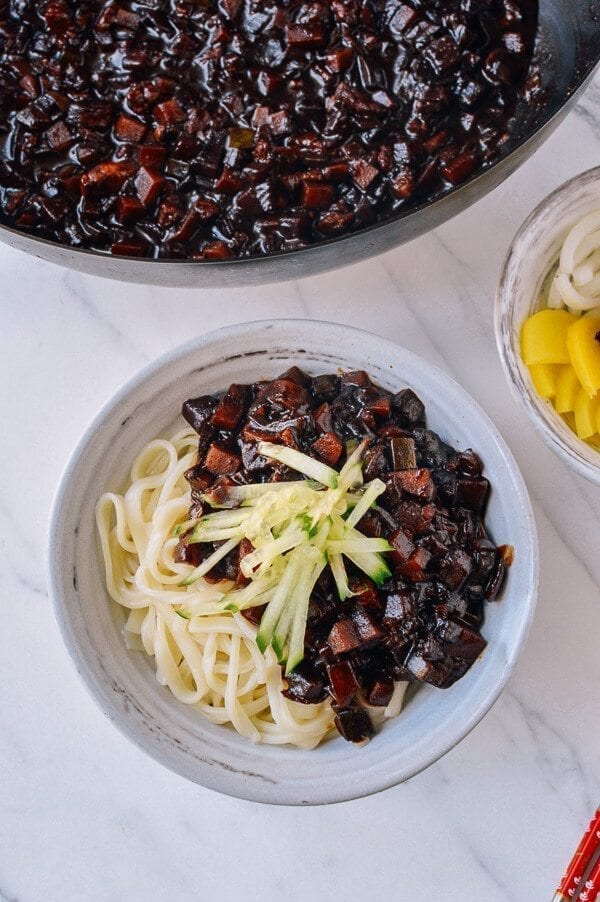 Korean Black Bean Noodles (Jajangmyeon), by cwww5.fioekdjsdas.cf