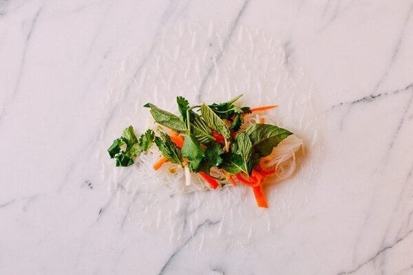 Vietnamese Summer Rolls with Seared Shrimp, by cwww5.fioekdjsdas.cf